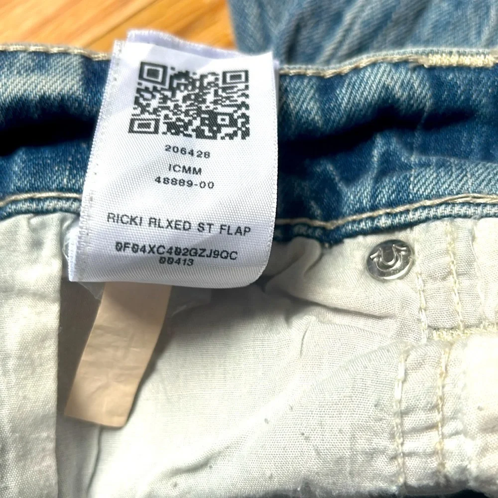 True Religion Woman’s Painted RICKI Relaxed Straight, Size 29 - Picture 10 of 13